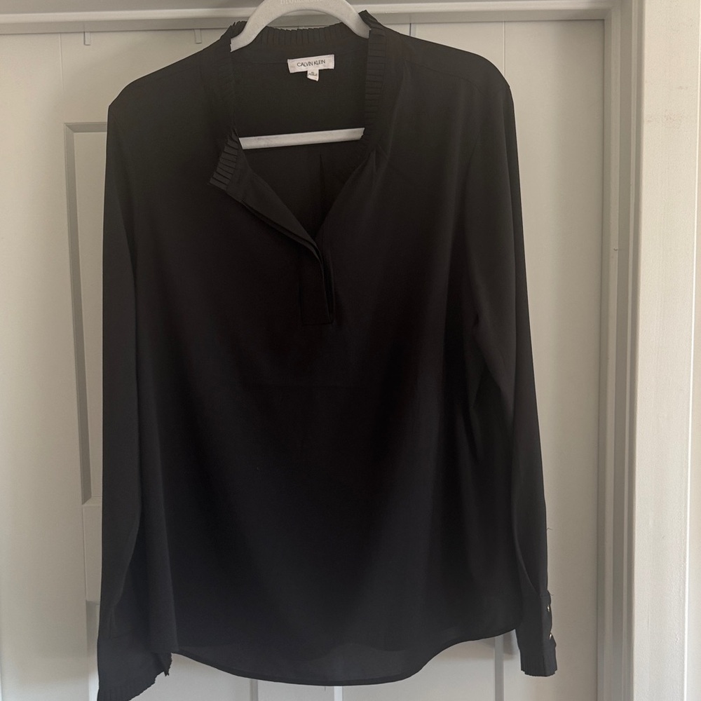 Calvin Klein Elegant Black Blouse